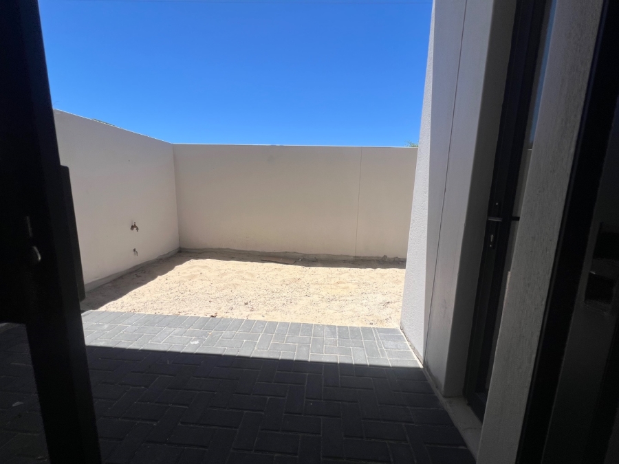 2 Bedroom Property for Sale in Table View Western Cape